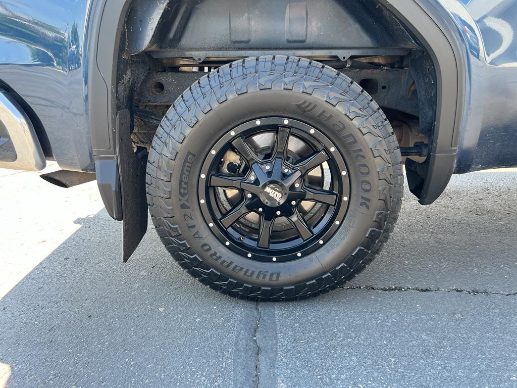 used 2019 GMC Sierra 1500 car, priced at $26,995