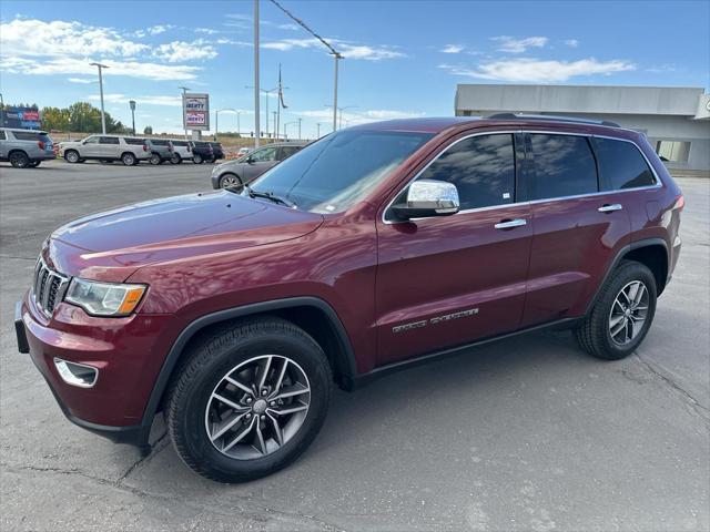 used 2017 Jeep Grand Cherokee car, priced at $17,923