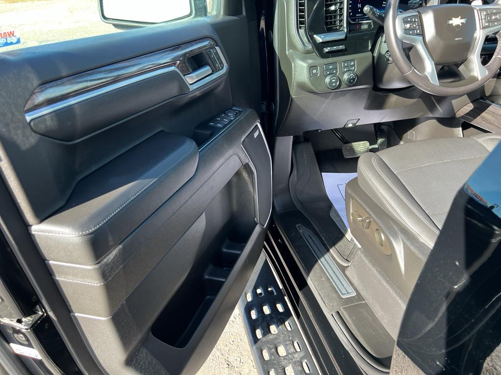 used 2022 Chevrolet Silverado 1500 car, priced at $44,995