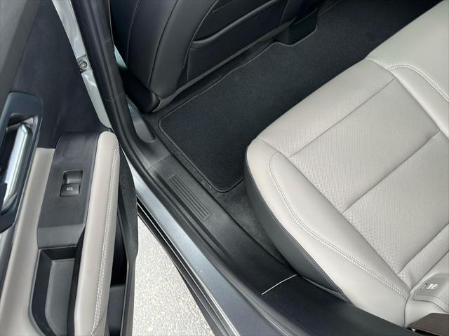new 2025 GMC Terrain car, priced at $39,035