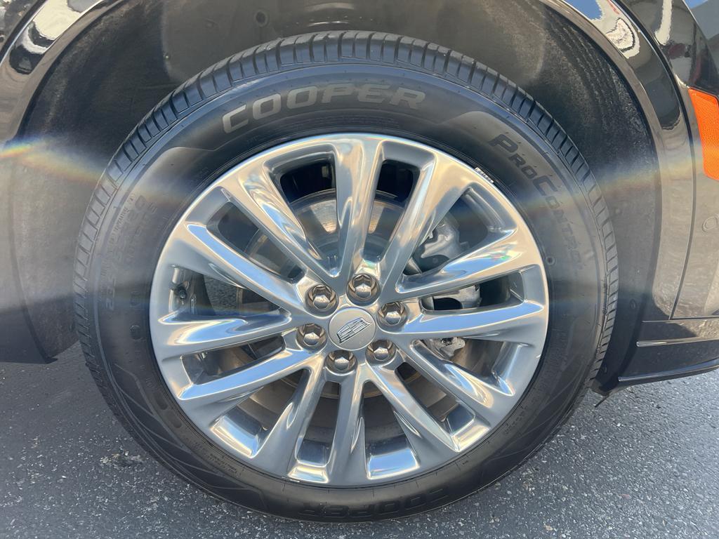 used 2022 Cadillac XT6 car, priced at $36,595