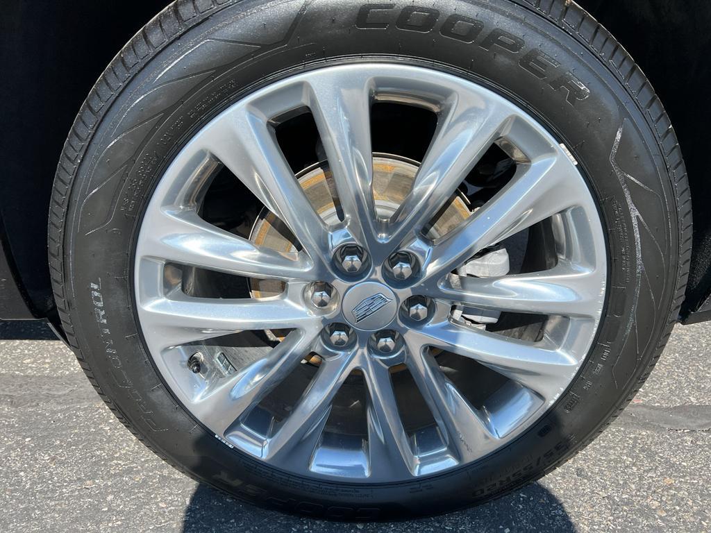 used 2022 Cadillac XT6 car, priced at $36,595