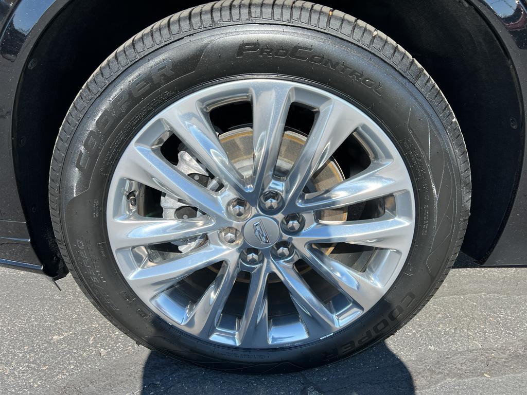 used 2022 Cadillac XT6 car, priced at $36,595