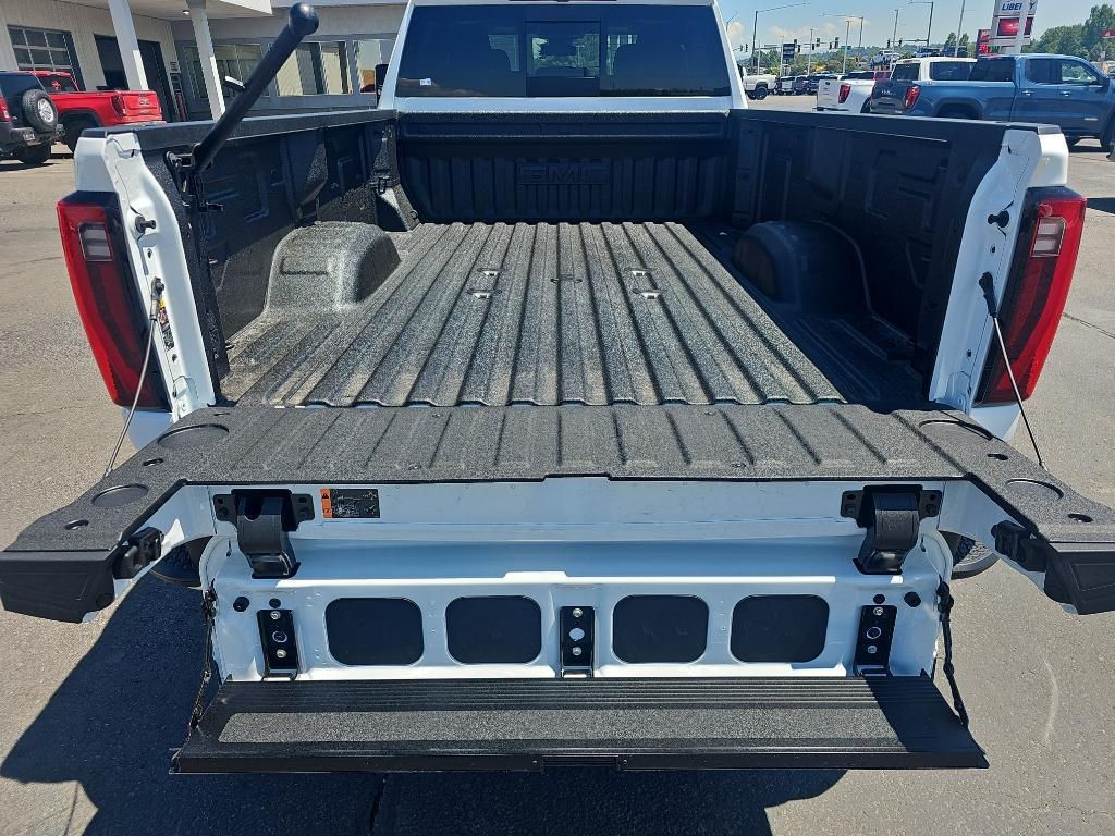 new 2025 GMC Sierra 3500 car, priced at $83,600