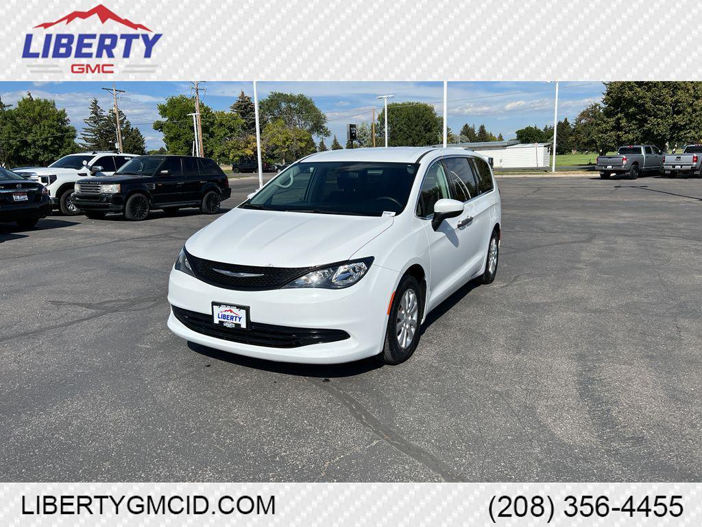 used 2018 Chrysler Pacifica car, priced at $11,995