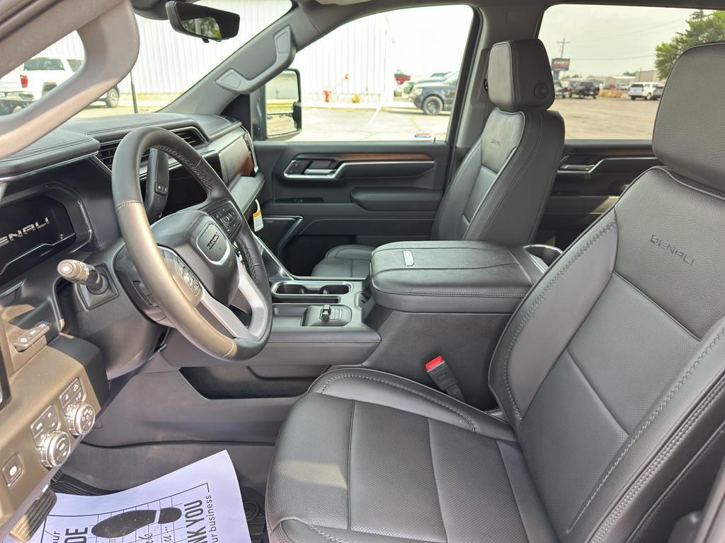 new 2025 GMC Sierra 2500 car, priced at $89,275