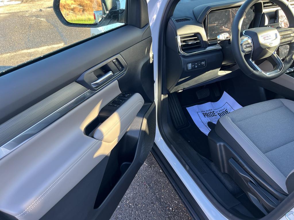 new 2026 GMC Terrain car, priced at $33,895