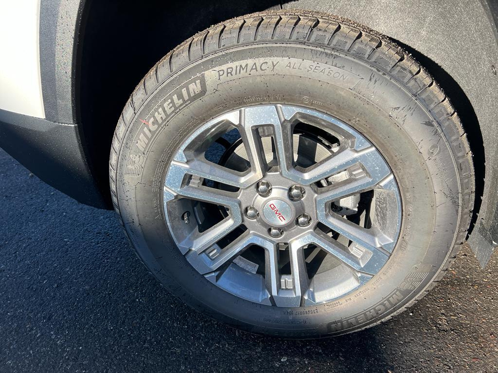 new 2026 GMC Terrain car, priced at $33,895