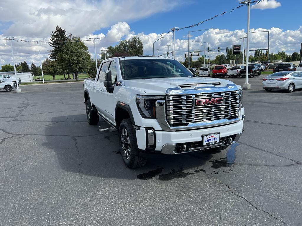 new 2025 GMC Sierra 3500 car, priced at $90,520