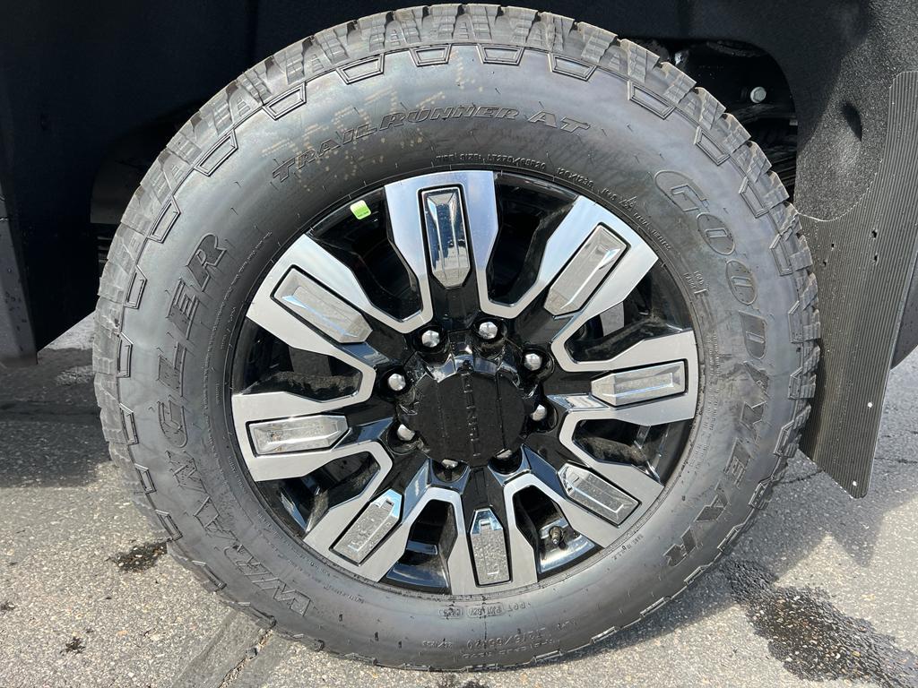 new 2025 GMC Sierra 3500 car, priced at $90,520