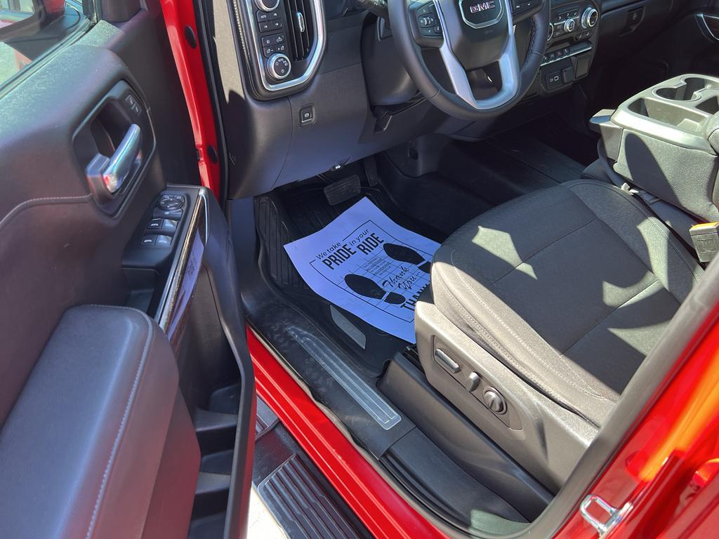 used 2022 GMC Sierra 1500 car, priced at $31,995