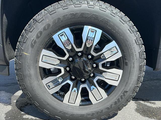 new 2025 GMC Sierra 3500 car, priced at $91,114