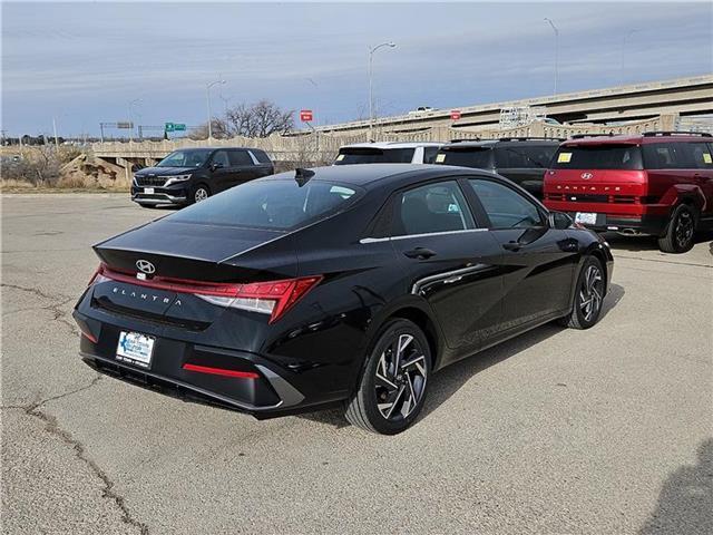 new 2025 Hyundai Elantra car, priced at $27,435
