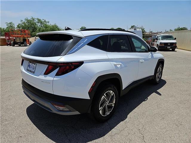 new 2025 Hyundai TUCSON Hybrid car, priced at $35,965