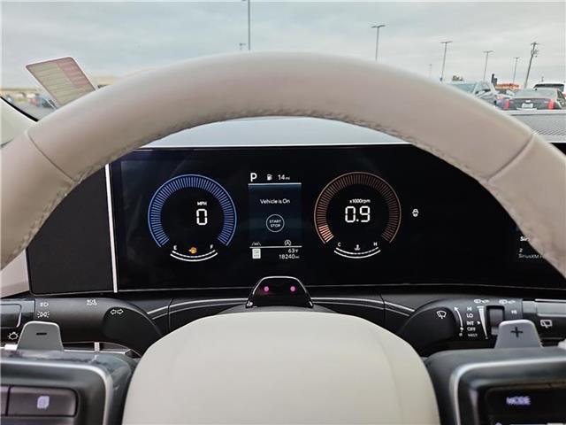 used 2025 Hyundai Santa Fe car, priced at $33,522