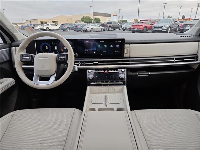 used 2025 Hyundai Santa Fe car, priced at $33,522