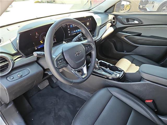 used 2025 Chevrolet Trax car, priced at $29,356