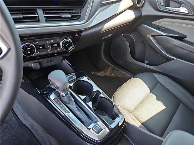 used 2025 Chevrolet Trax car, priced at $29,356