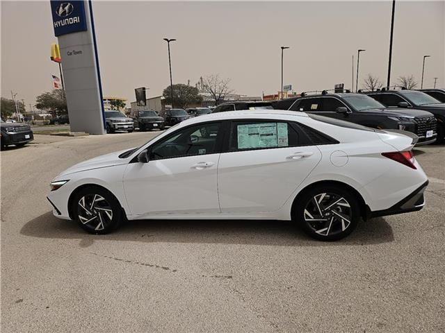 new 2025 Hyundai Elantra car, priced at $25,385