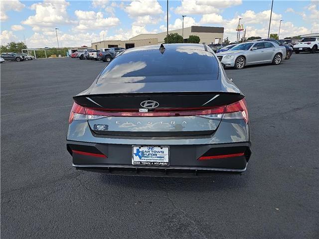 new 2025 Hyundai Elantra car, priced at $25,160