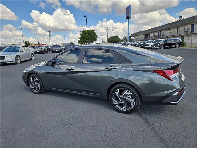 new 2025 Hyundai Elantra car, priced at $25,160