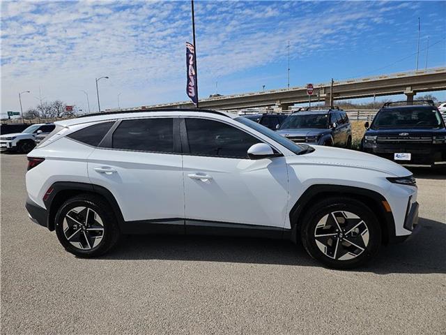 new 2025 Hyundai Tucson car, priced at $32,975