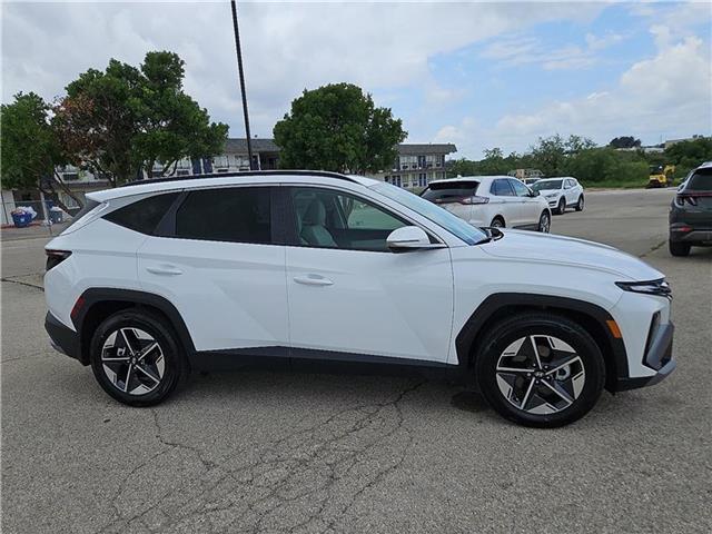 new 2025 Hyundai Tucson car, priced at $35,620