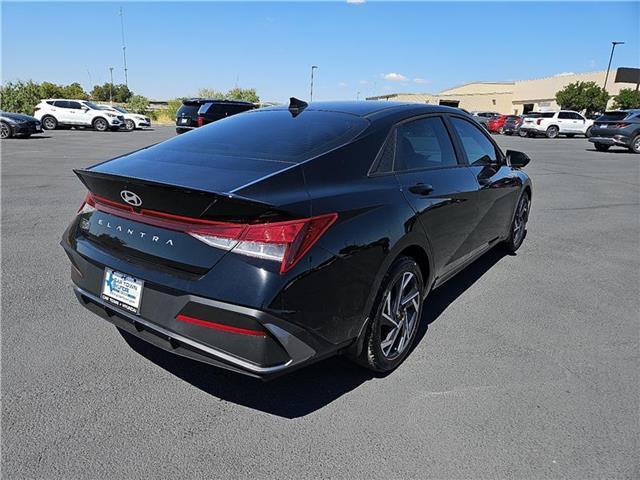 new 2025 Hyundai Elantra car, priced at $25,105