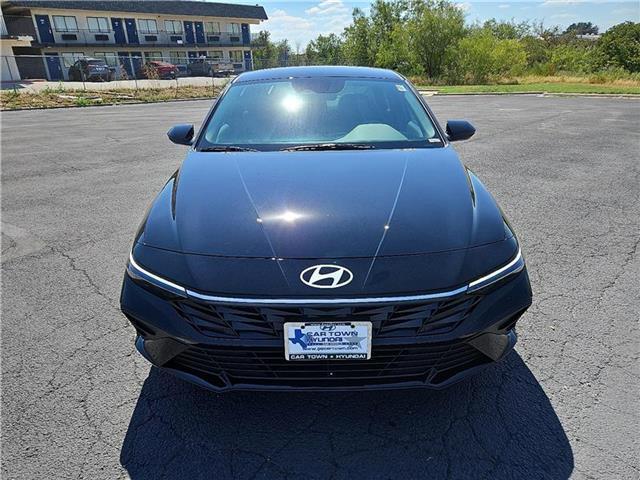 new 2025 Hyundai Elantra car, priced at $25,105