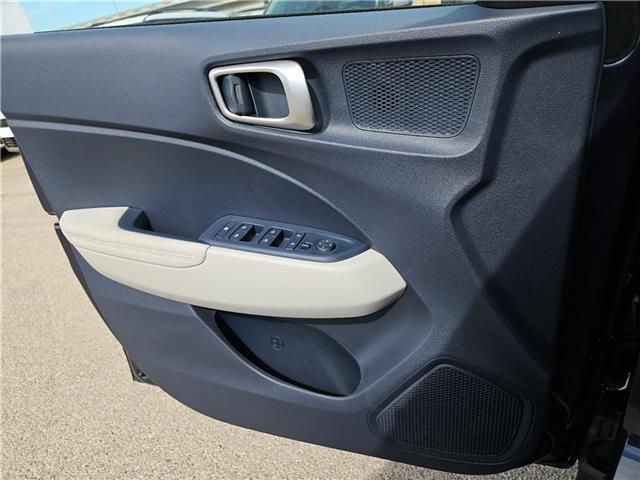 new 2025 Hyundai Venue car, priced at $25,265