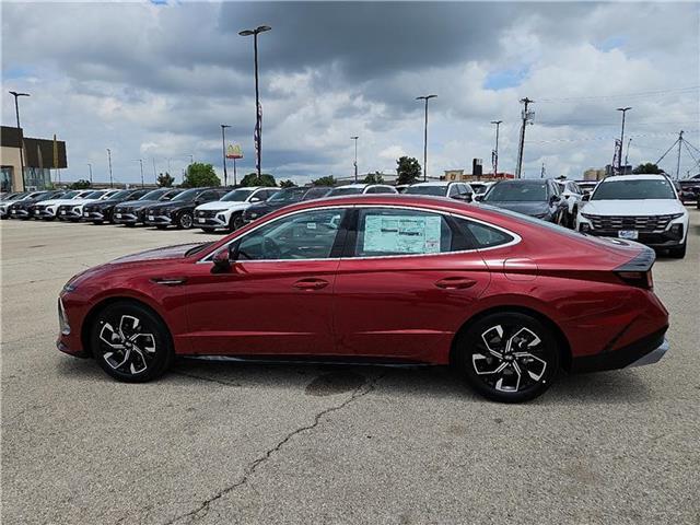new 2025 Hyundai Sonata car, priced at $30,320