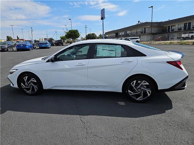 new 2025 Hyundai Elantra car, priced at $25,660