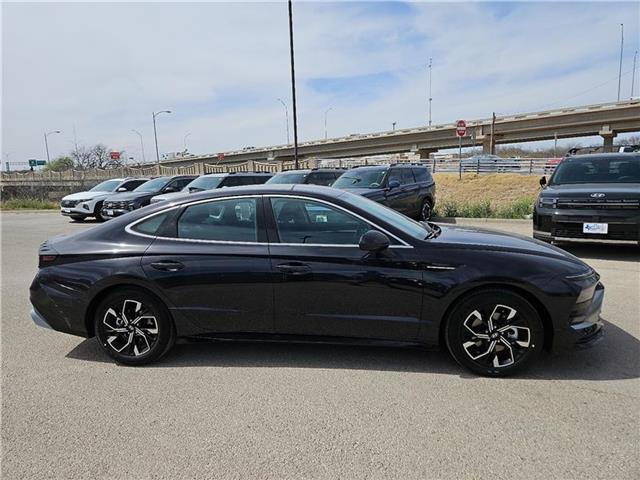 new 2025 Hyundai Sonata car, priced at $29,095