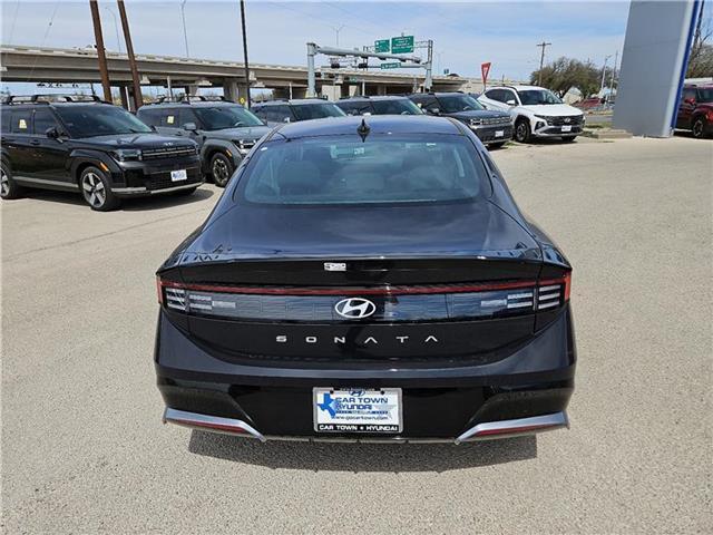 new 2025 Hyundai Sonata car, priced at $29,095