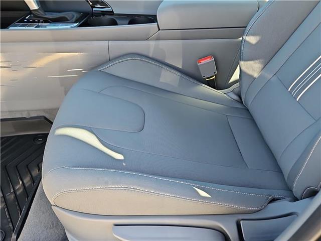 new 2025 Hyundai Elantra car, priced at $27,210
