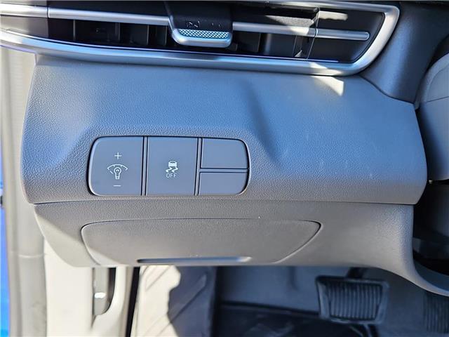 new 2025 Hyundai Elantra car, priced at $27,210