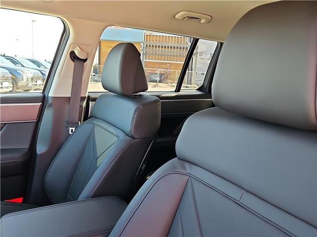 new 2025 Hyundai Santa Fe car, priced at $39,050