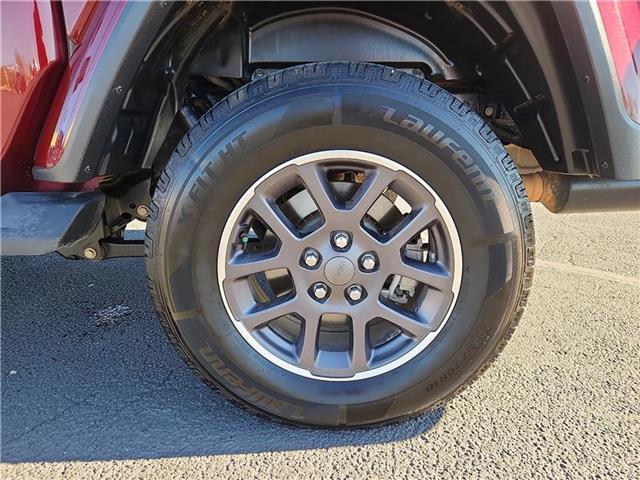 used 2021 Jeep Gladiator car, priced at $31,041