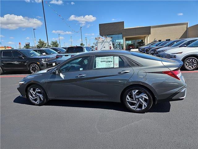 new 2025 Hyundai Elantra car, priced at $25,105