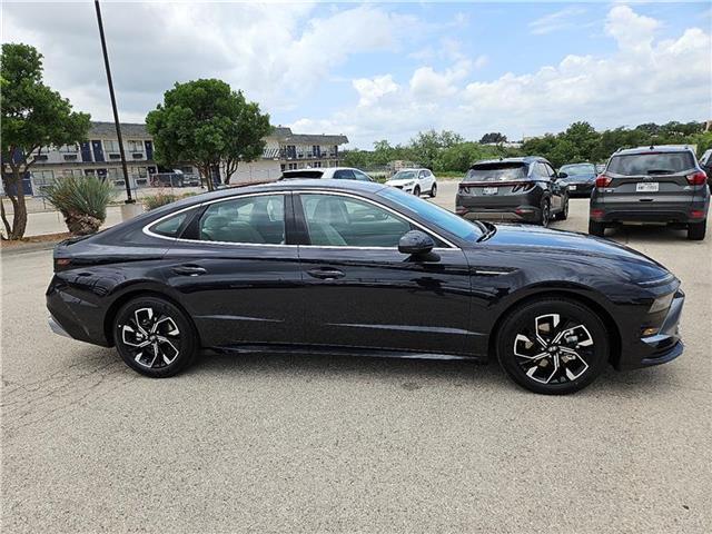 new 2025 Hyundai Sonata car, priced at $29,820