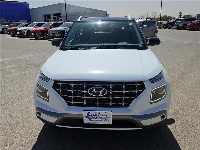 new 2025 Hyundai Venue car, priced at $25,425