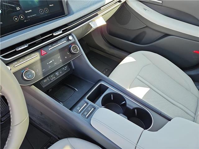 new 2024 Hyundai Sonata car, priced at $32,215