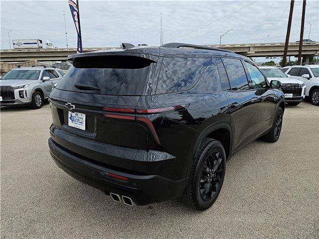 used 2024 Chevrolet Traverse car, priced at $41,844