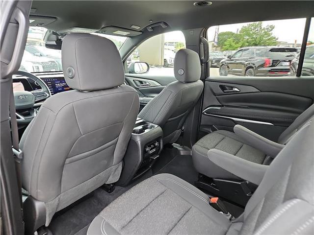 used 2024 Chevrolet Traverse car, priced at $41,844
