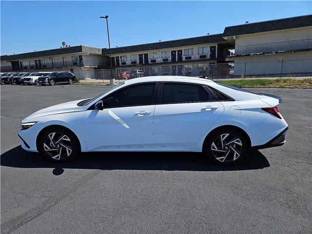 new 2025 Hyundai Elantra car, priced at $25,660