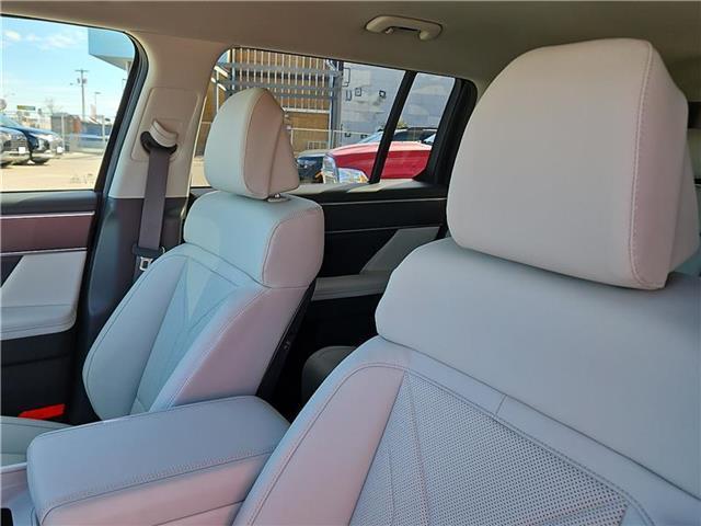 new 2025 Hyundai Santa Fe car, priced at $39,050