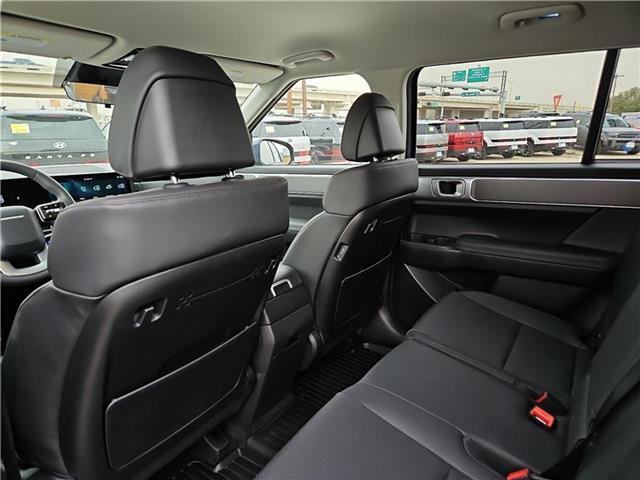 new 2025 Hyundai Santa Fe car, priced at $39,015