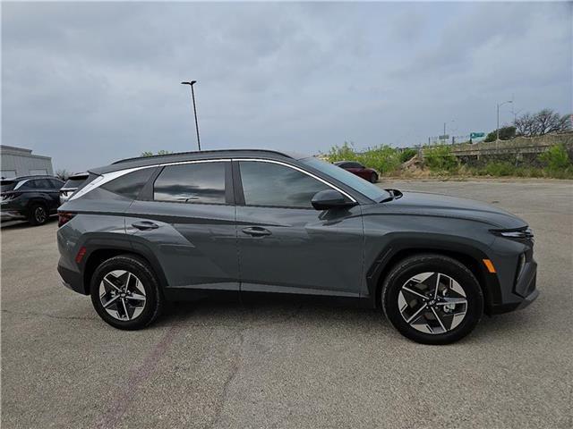 new 2025 Hyundai Tucson car, priced at $32,735