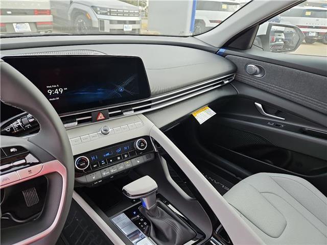 new 2025 Hyundai Elantra car, priced at $28,630