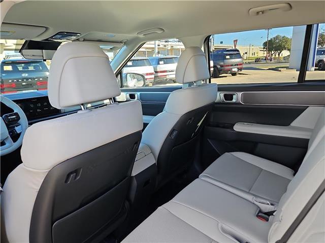 new 2025 Hyundai Santa Fe car, priced at $38,915